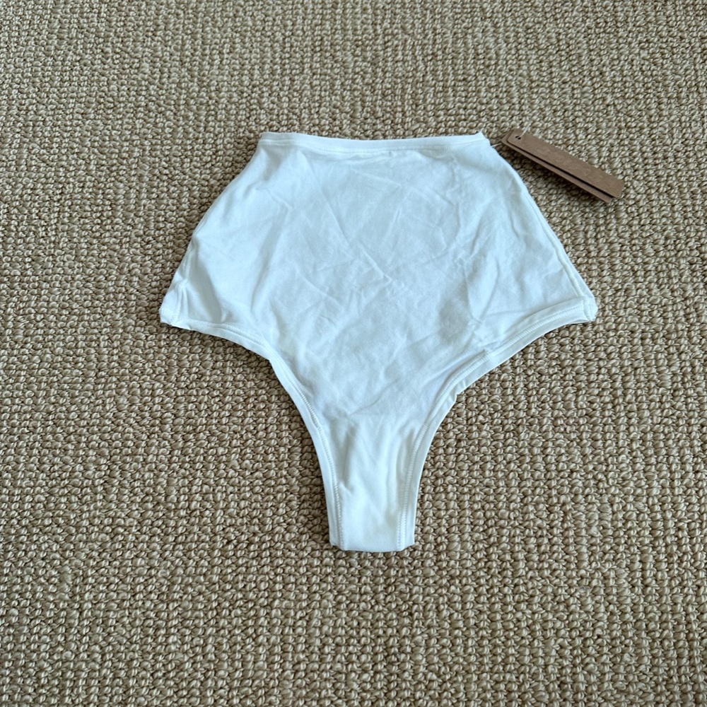 Skims Marble Fits Everybody High Waisted Thong, Size XXS NWT